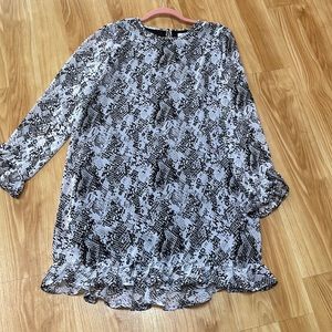 Mudpie black and white long sleeve dress